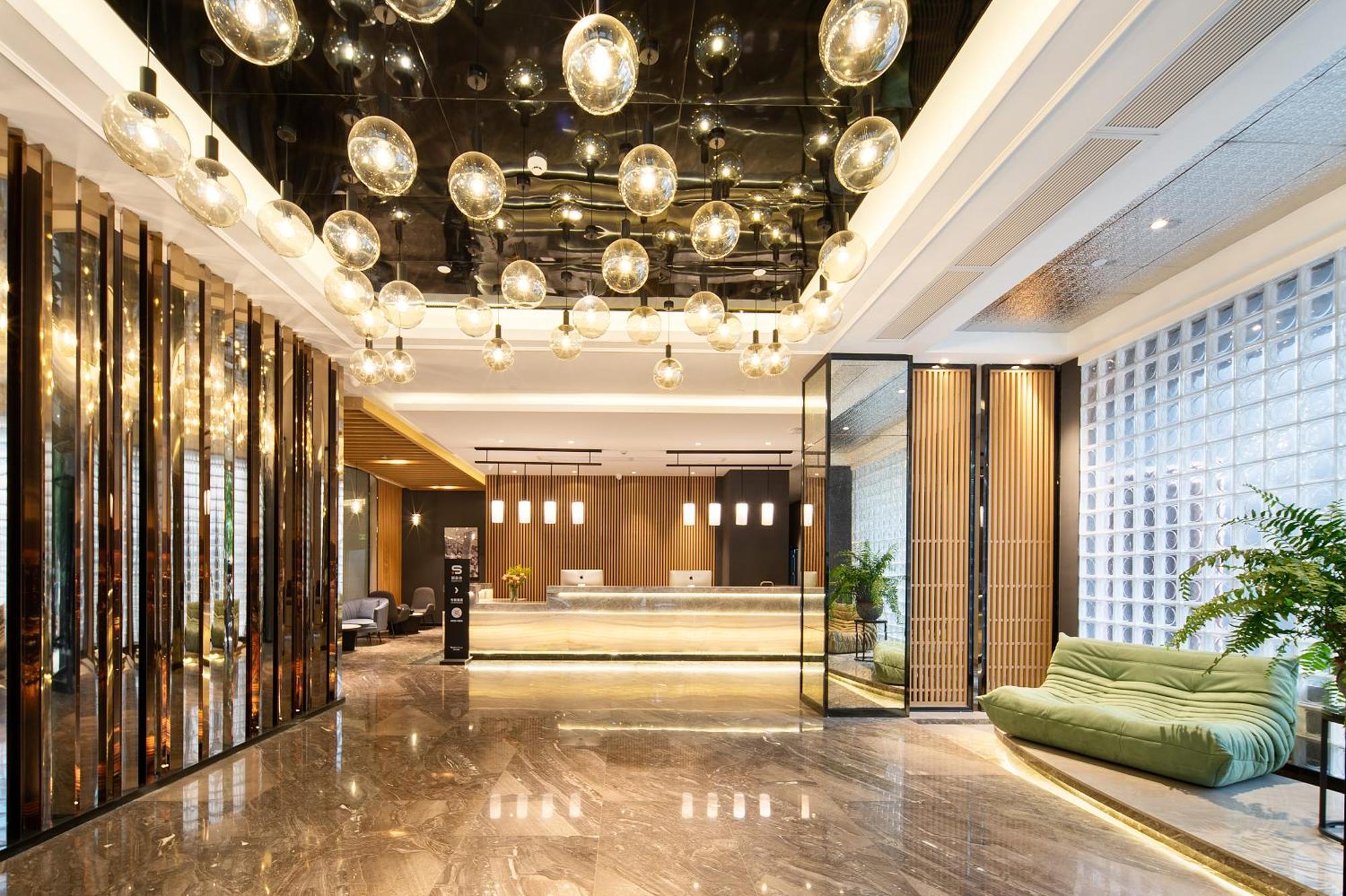 Langham Honor International Hotel Canton Fair Complex Branch - Free Shuttle To Canton Fair Complex During Canton Fair Period & Free Mini Bar Exterior photo