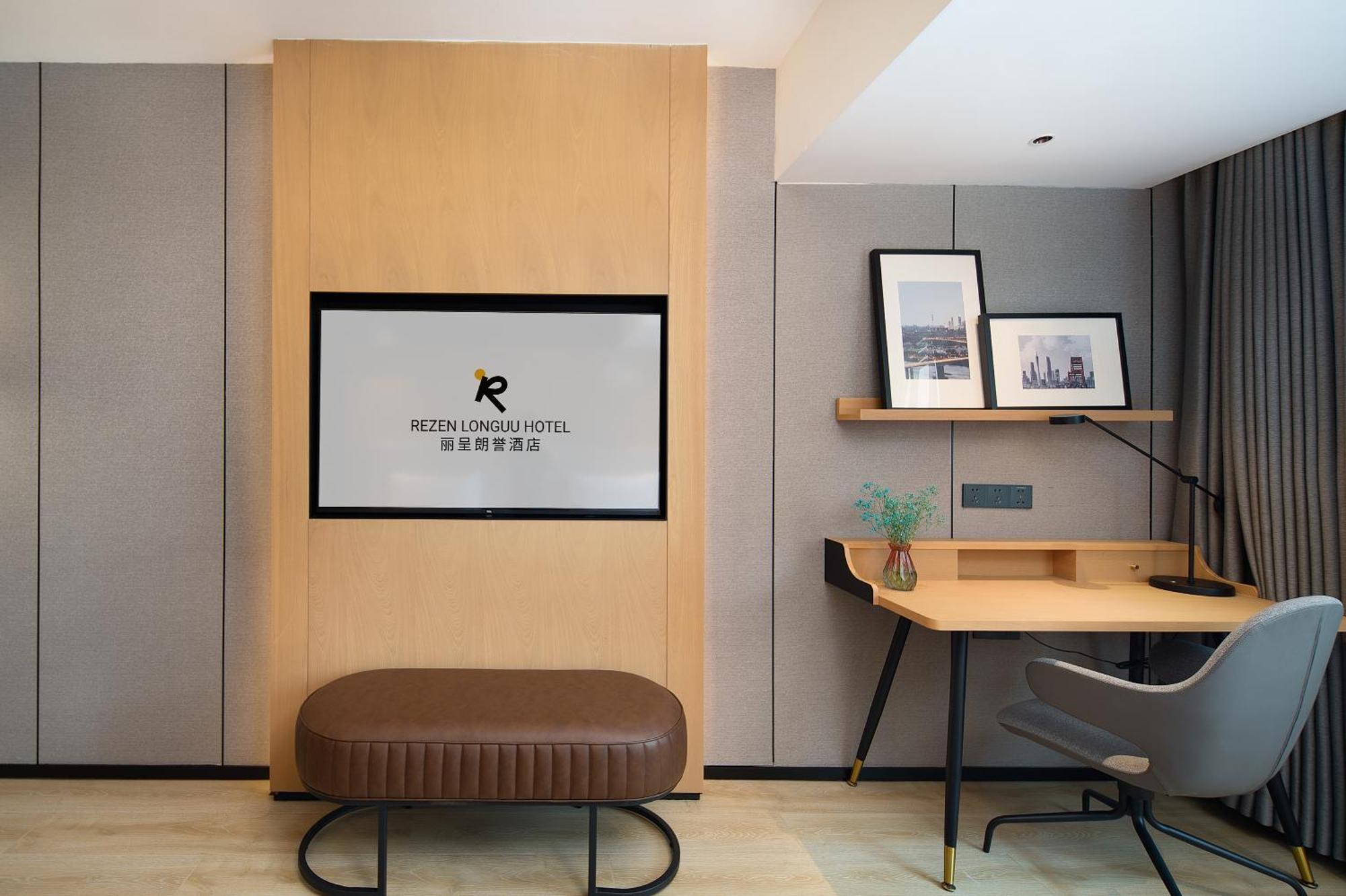 Langham Honor International Hotel Canton Fair Complex Branch - Free Shuttle To Canton Fair Complex During Canton Fair Period & Free Mini Bar Exterior photo